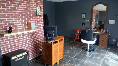 Max Barber Shop