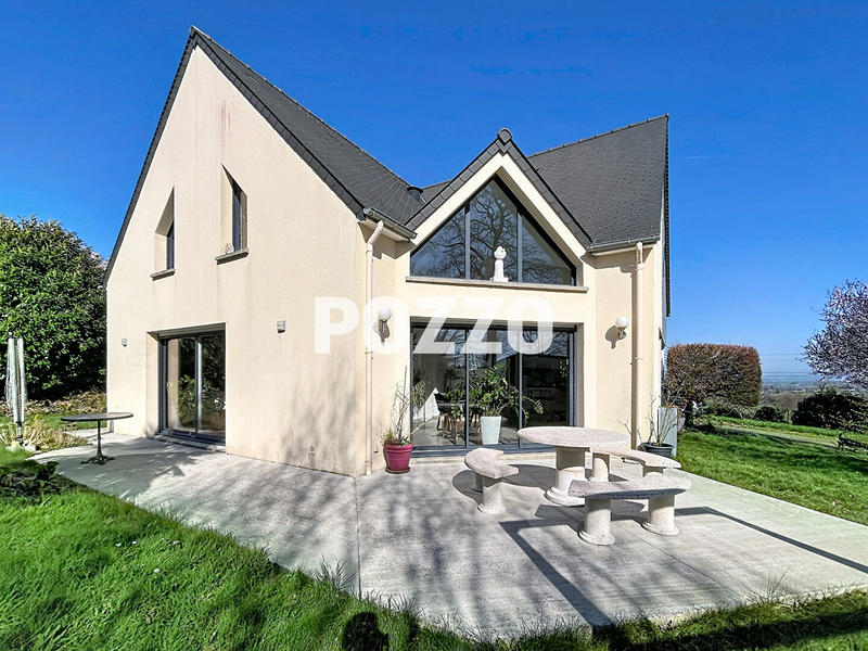 Maison - 154 m² - 6 pièces