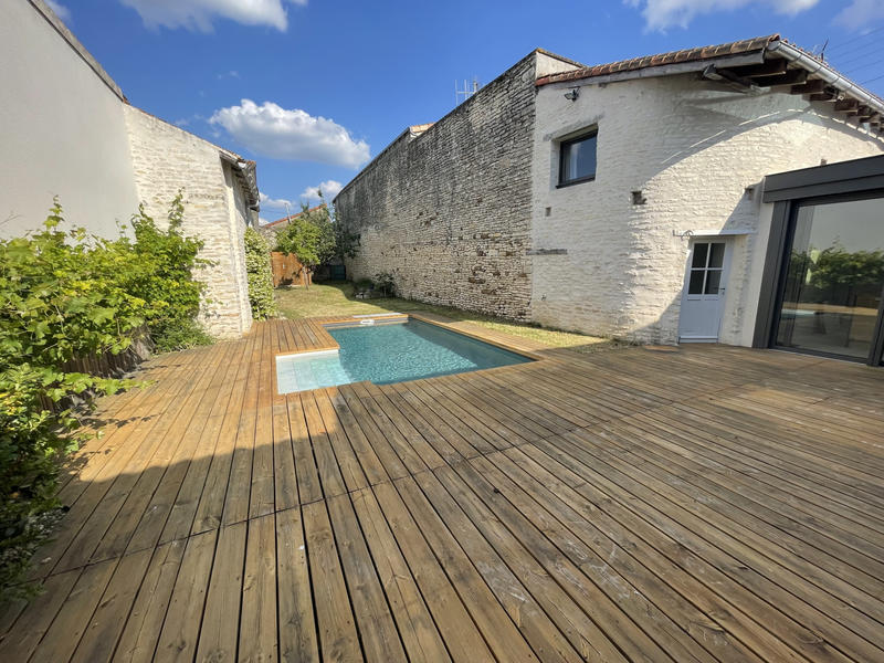 Maison - 192 m² - 5 pièces