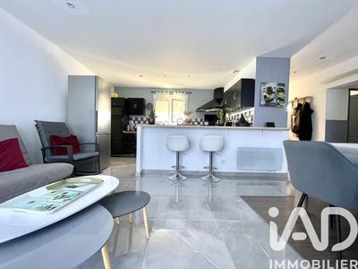 Maison - 88 m² - 4 pièces