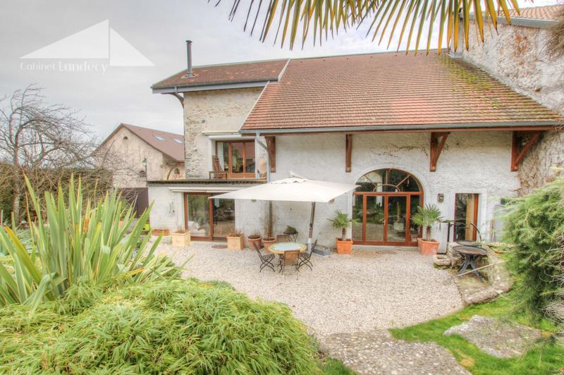 Maison ancienne - 242 m² - 5 pièces