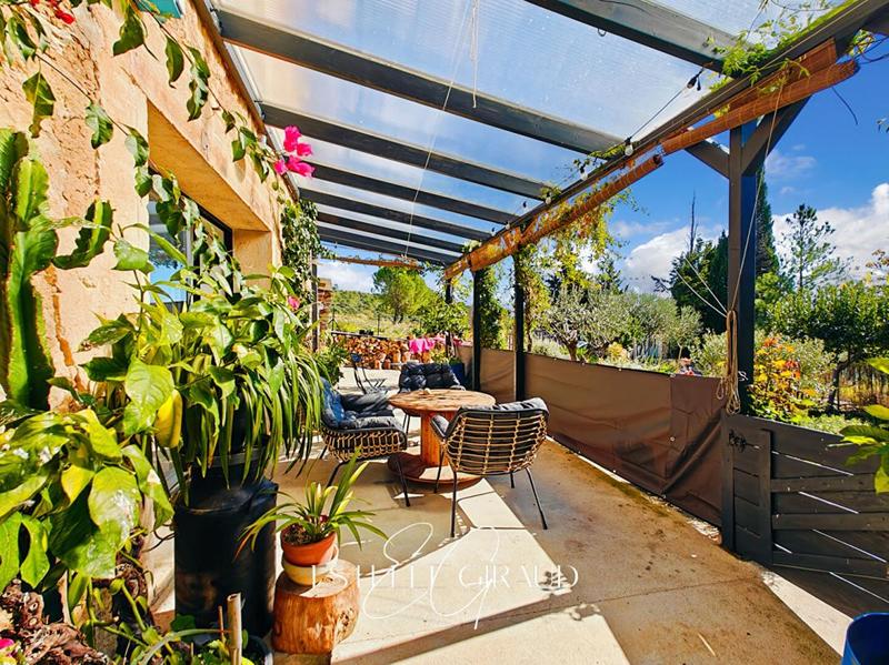 Maison - 101 m² - 3 pièces