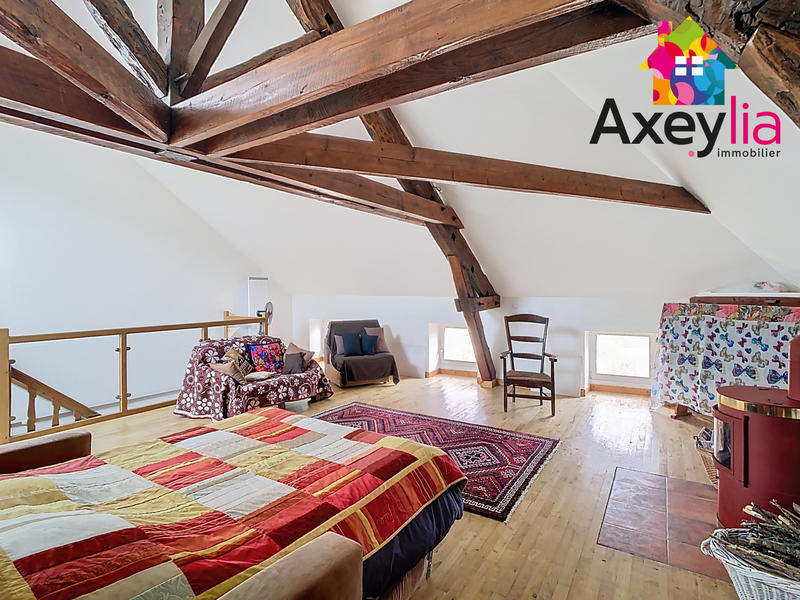 Maison - 288 m² - 10 pièces