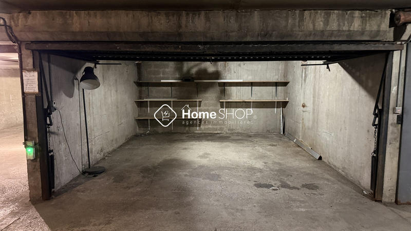 Parking / Garage - 30 m²