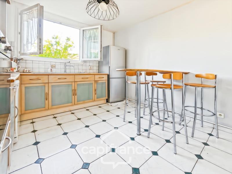 Maison - 106 m² - 5 pièces