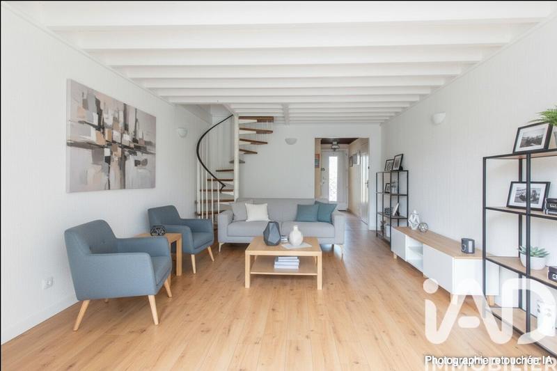 Maison - 96 m² - 5 pièces