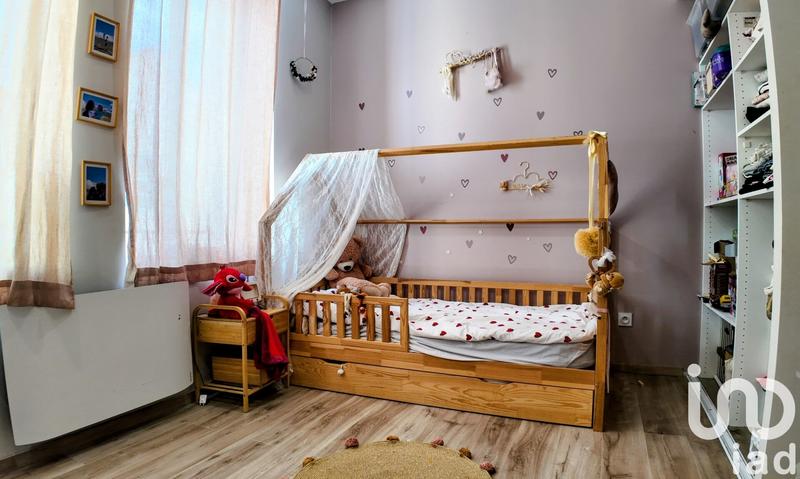 Loft - 139 m² - 5 pièces