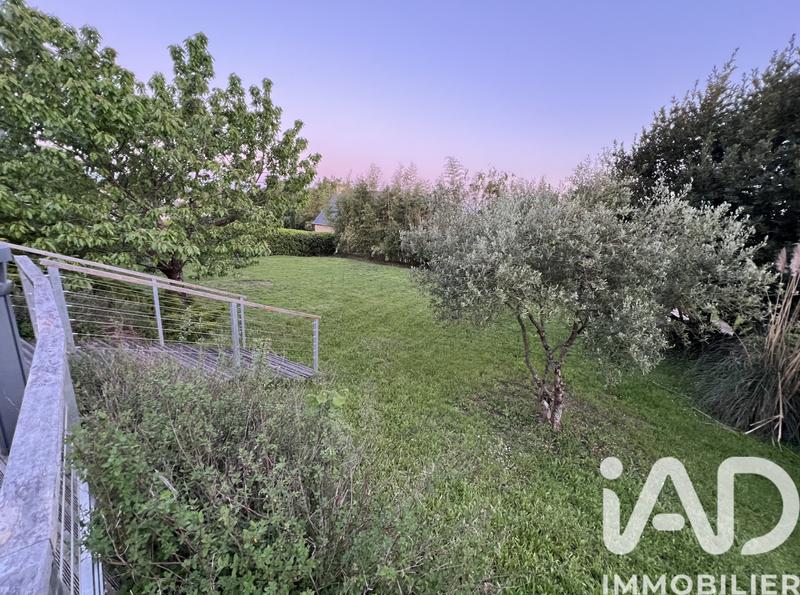 Maison - 220 m² - 6 pièces