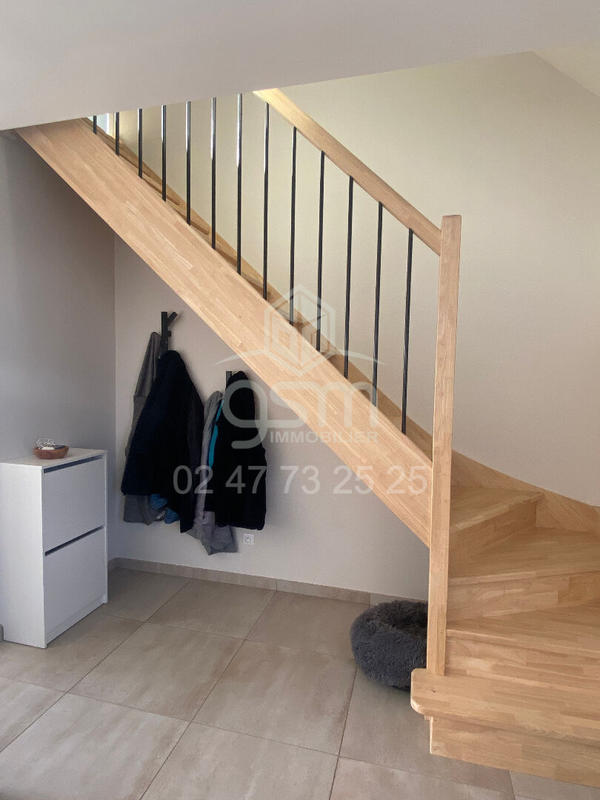 Maison - 94 m² - 5 pièces