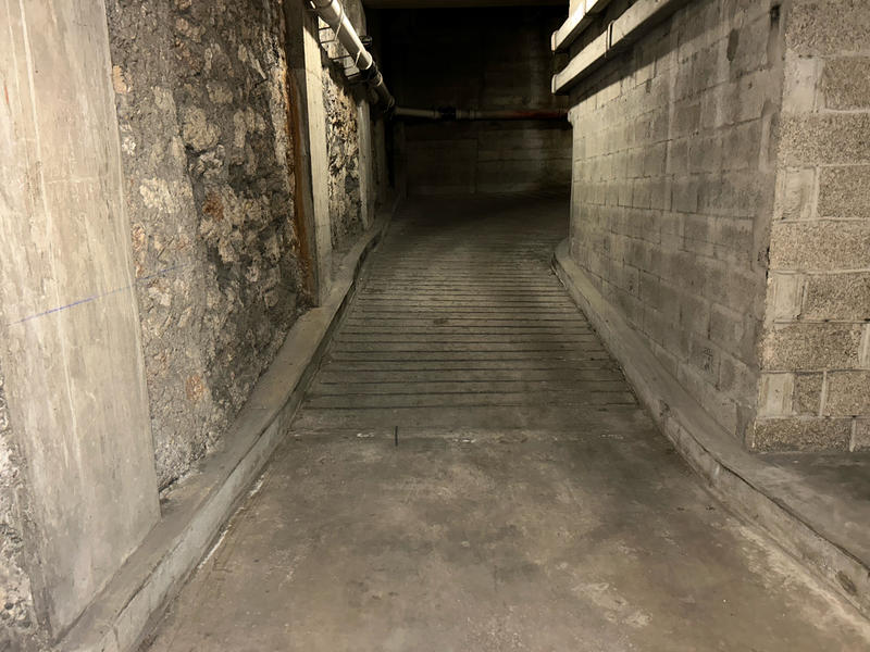 Parking / Garage - 13 m²