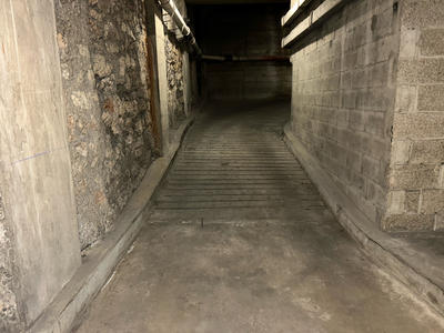 Parking / Garage - 13 m²