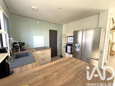 Maison - 98 m² - 4 pièces