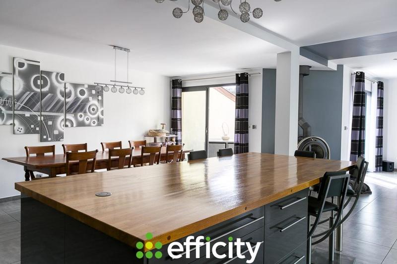 Appartement - 137 m² - 4 pièces