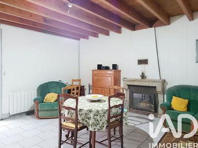 Maison de village - 220 m² - 6 pièces
