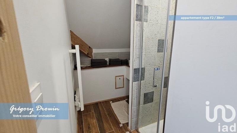 Maison - 318 m² - 10 pièces