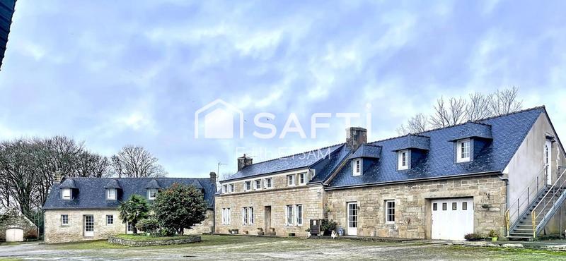 Maison - 239 m² - 11 pièces