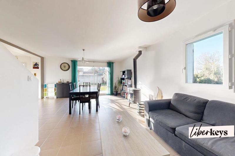 Maison - 128 m² - 7 pièces