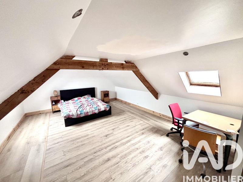 Maison - 92 m² - 5 pièces