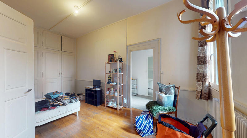 Appartement - 97 m² - 3 pièces