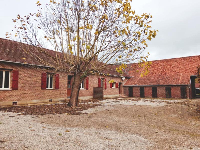 Maison - 244 m² - 12 pièces