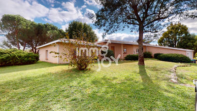 Maison - 159 m² - 5 pièces