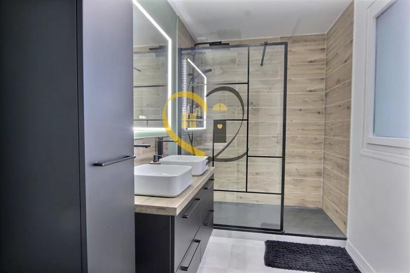 Maison - 70 m² - 3 pièces