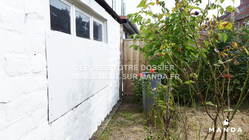 Chambre - 9 m² - 6 pièces