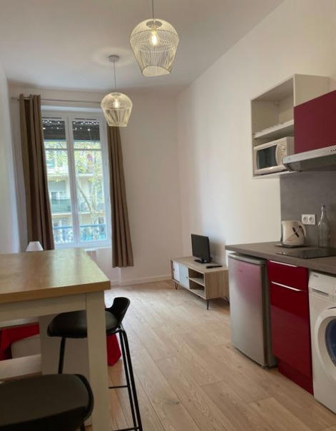 Studio - 17 m² - 1 pièce