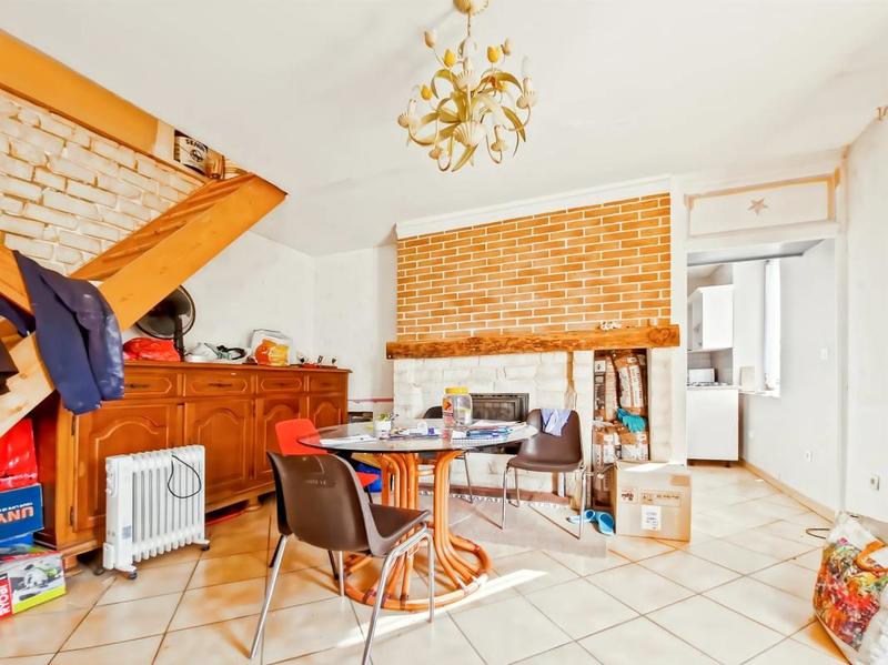 Maison - 90 m² - 5 pièces