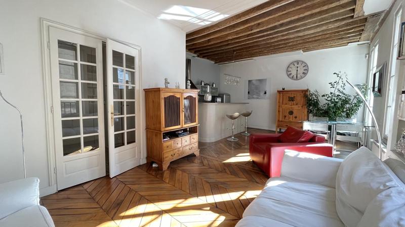 Appartement - 85 m² - 3 pièces