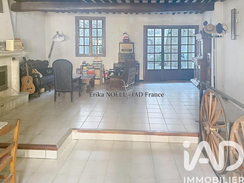 Maison - 230 m² - 7 pièces