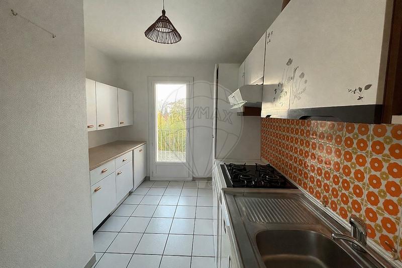 Appartement - 70 m² - 4 pièces