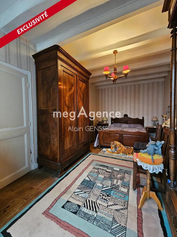 Maison traditionnelle - 88 m² - 4 pièces