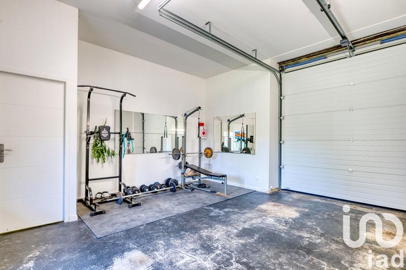 Maison - 200 m² - 6 pièces