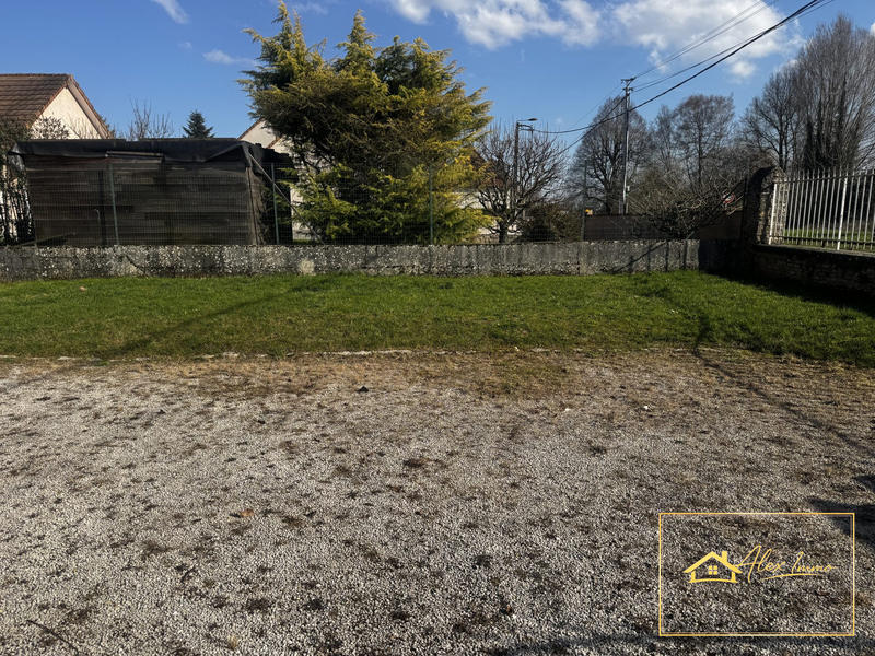 Maison - 216 m² - 7 pièces