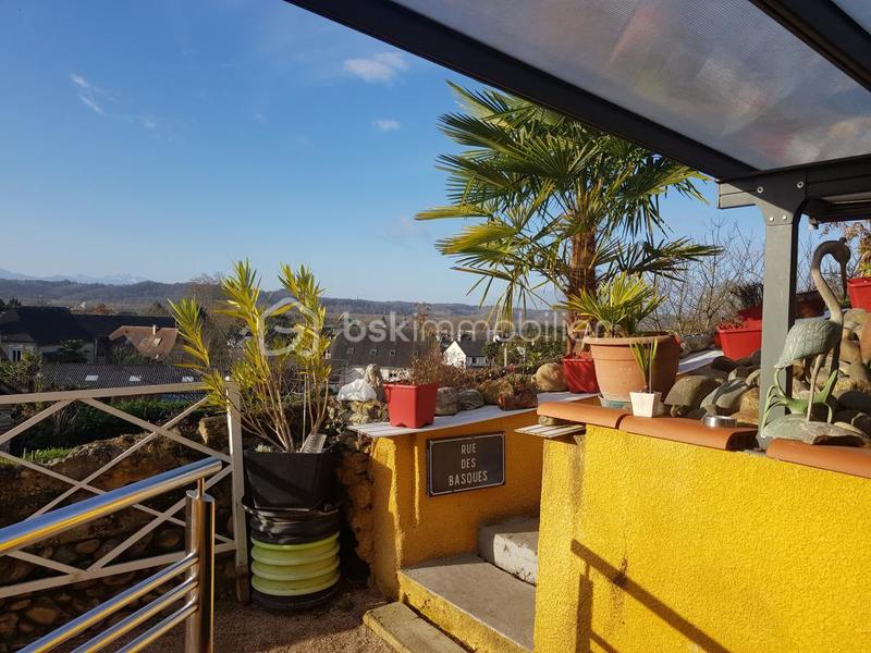 Immeuble - 168 m² - 12 pièces