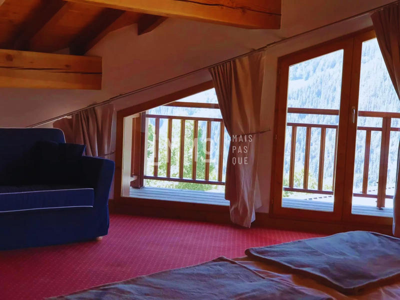 Châlet - 550 m² - 17 pièces