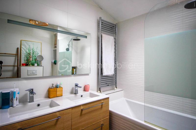 Maison - 126 m² - 6 pièces