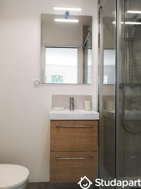 Chambre - 17 m² - 1 pièce