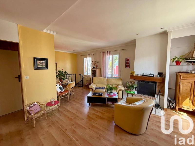 Maison - 106 m² - 5 pièces