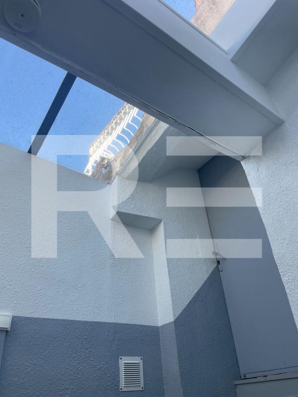 Immeuble - 161 m² - 6 pièces