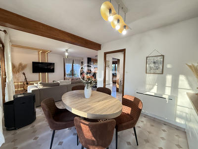 Maison - 140 m² - 5 pièces