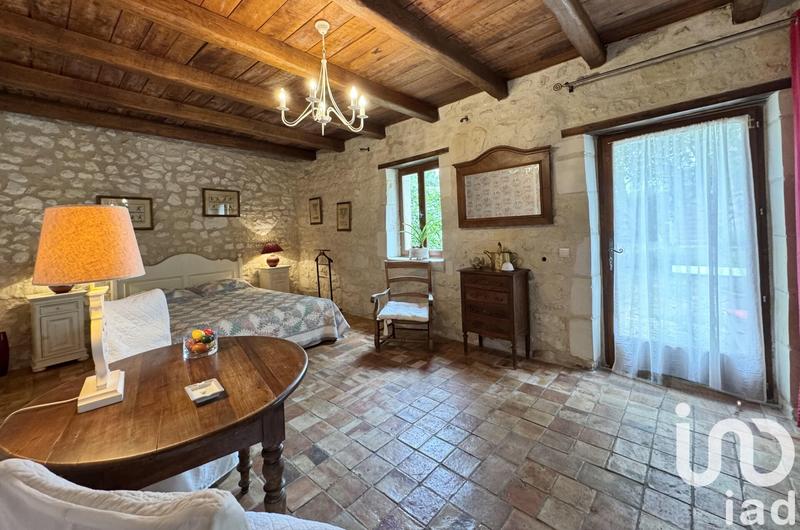 Maison - 288 m² - 11 pièces