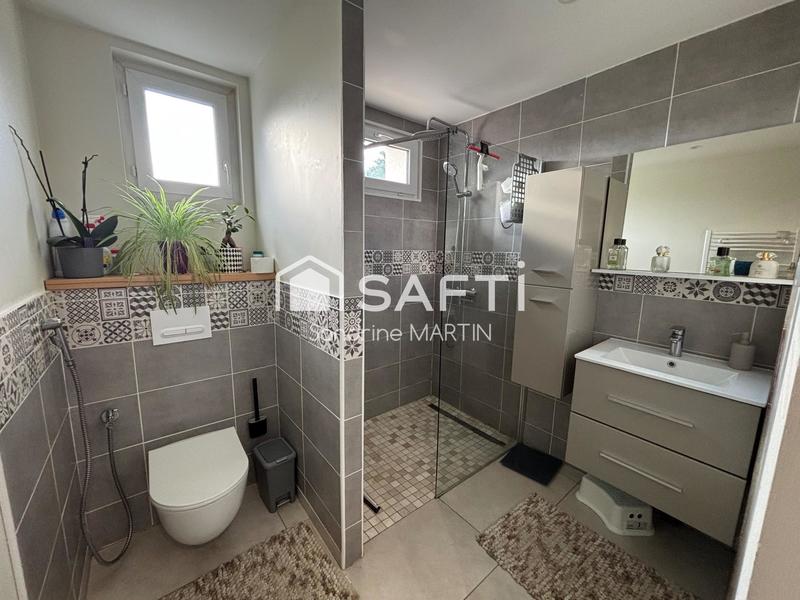 Maison - 140 m² - 6 pièces