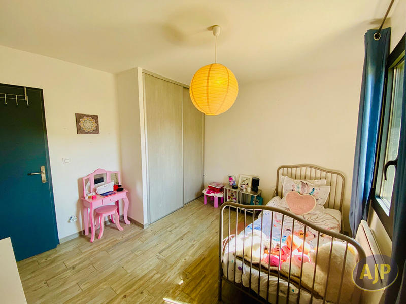 Maison - 145 m² - 5 pièces