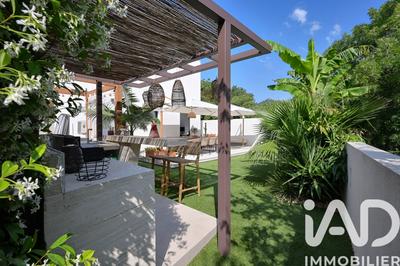 Maison - 82 m² - 3 pièces