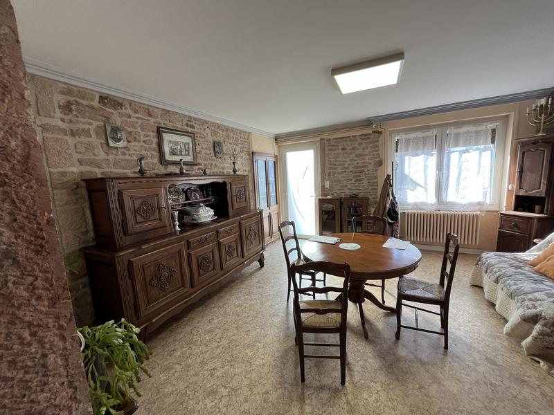 Maison - 92 m² - 4 pièces