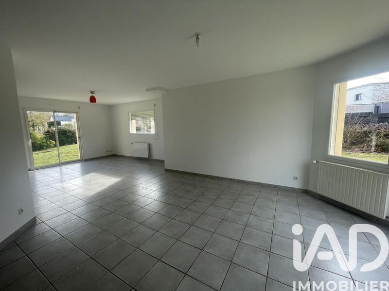Maison - 122 m² - 6 pièces