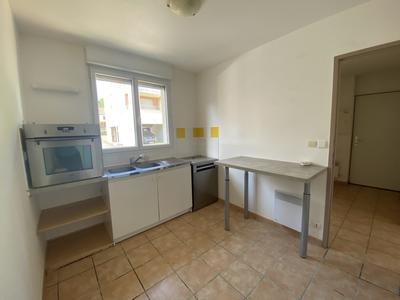 Maison traditionnelle - 72 m² - 3 pièces