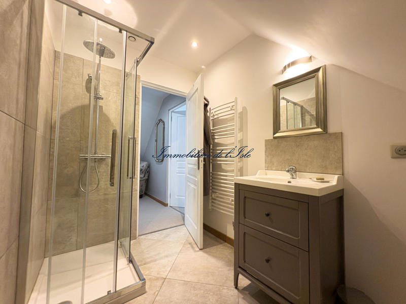 Maison - 295 m² - 8 pièces